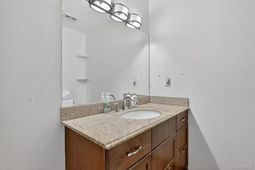 16474 E Girard Avenue Aurora CO 80013