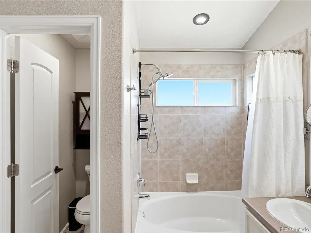 7692 Bison Court Littleton CO 80125