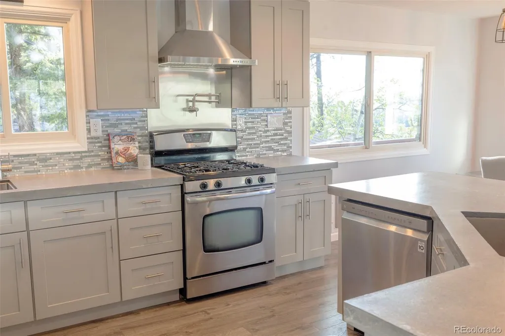 30884 Kings Valley Drive Conifer CO 80433