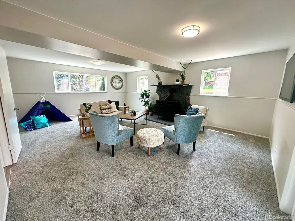 925 W 101st Avenue Denver CO 80260