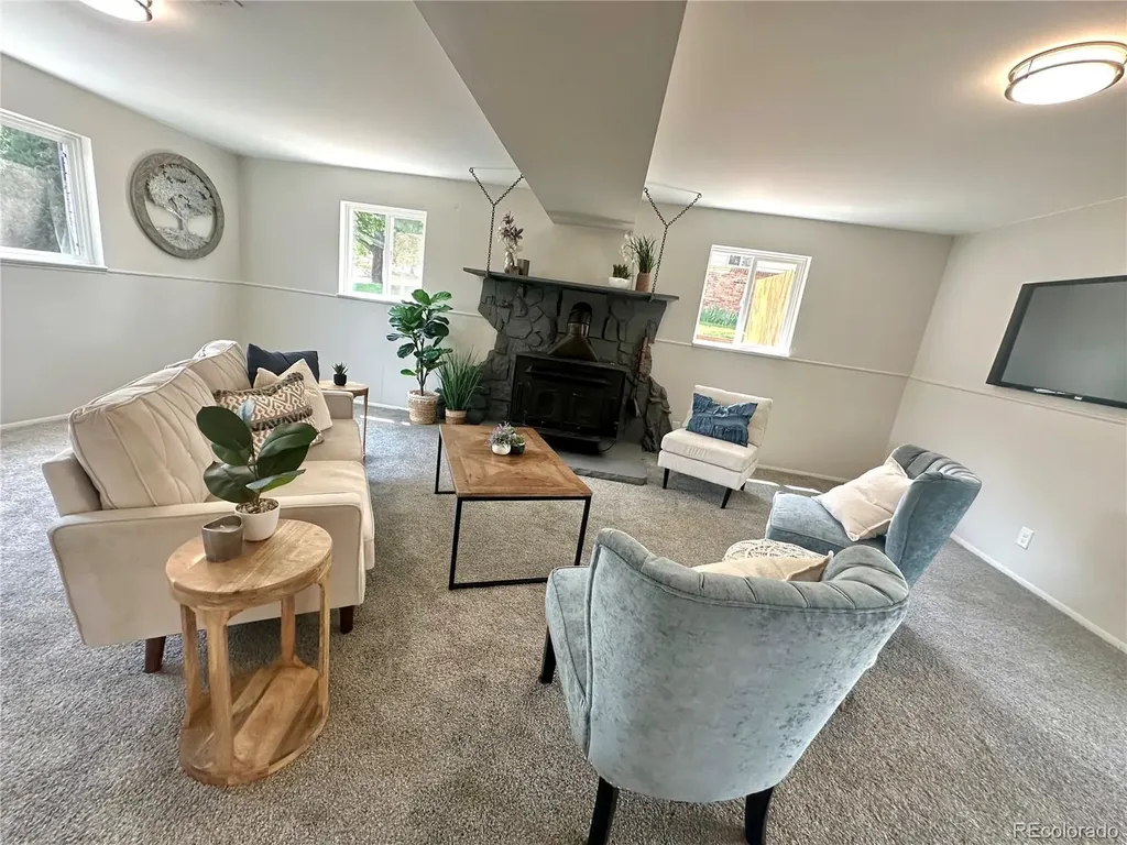 925 W 101st Avenue Denver CO 80260