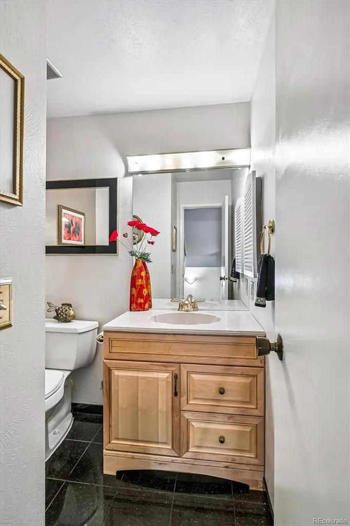 1050 S Monaco Parkway Denver CO 80224