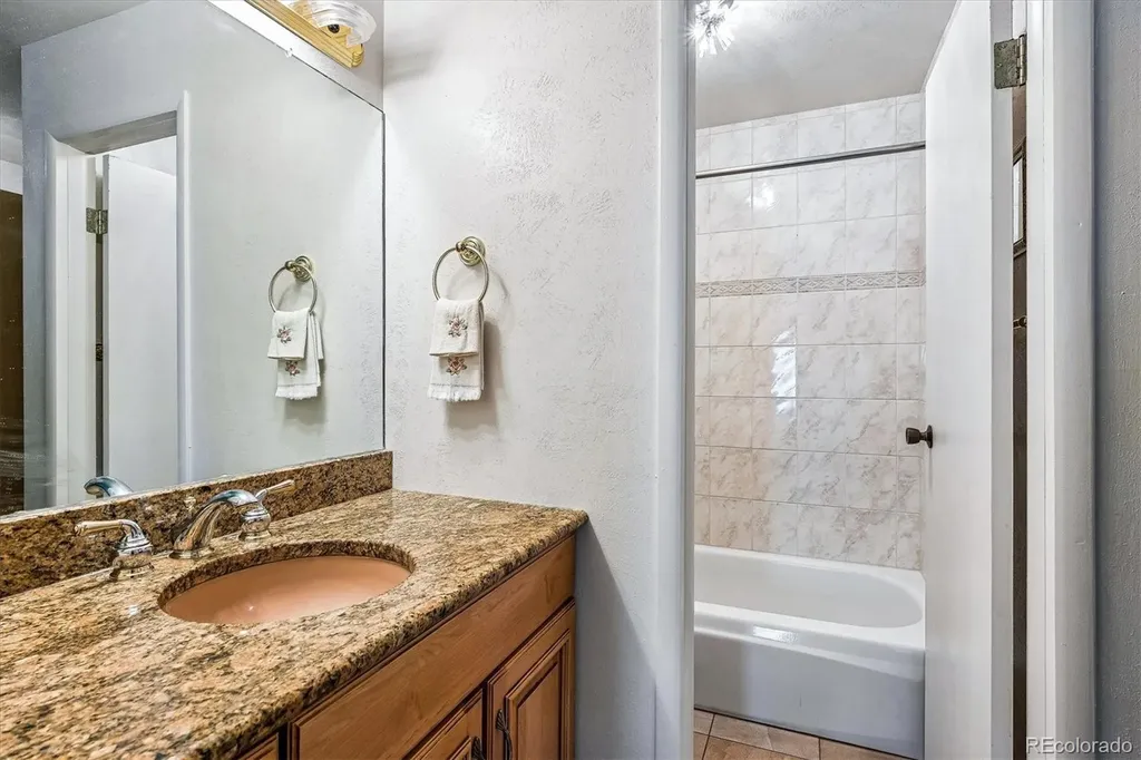 1050 S Monaco Parkway Denver CO 80224