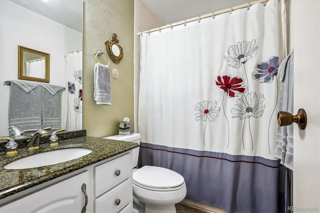1050 S Monaco Parkway Denver CO 80224