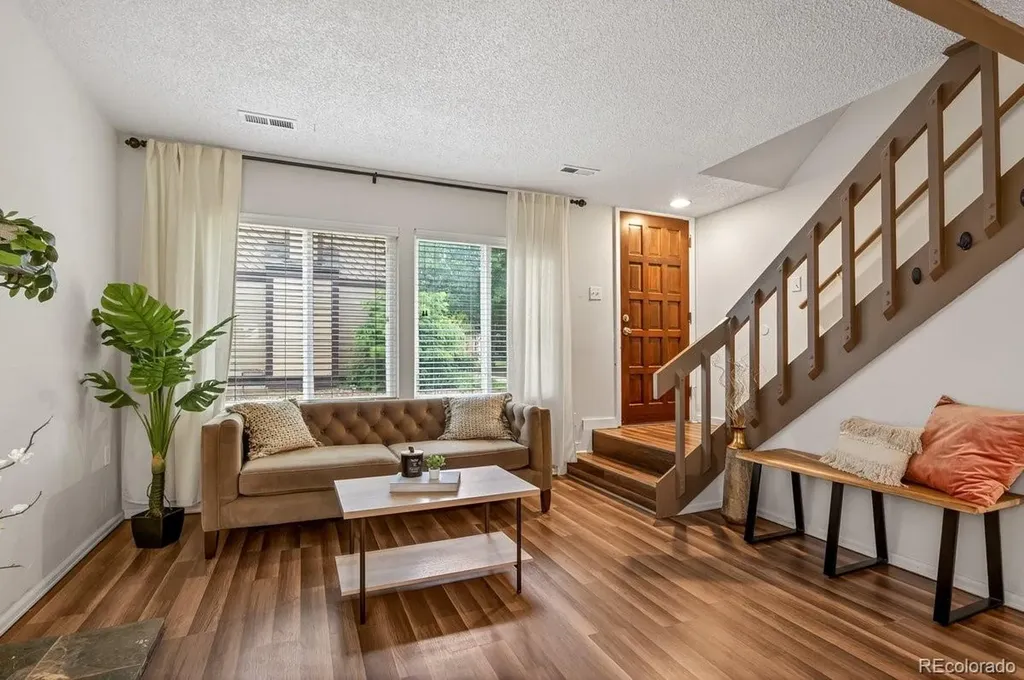 985 W 10th Street Loveland CO 80537
