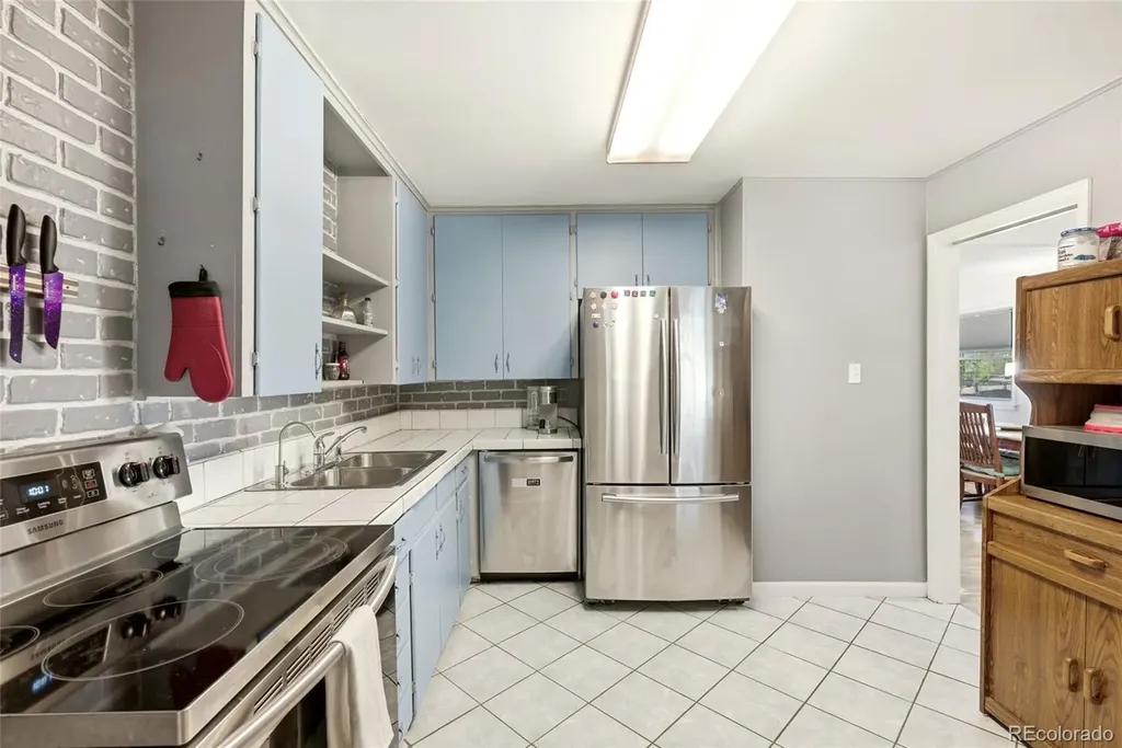 2061 Carrol Court Thornton CO 80229