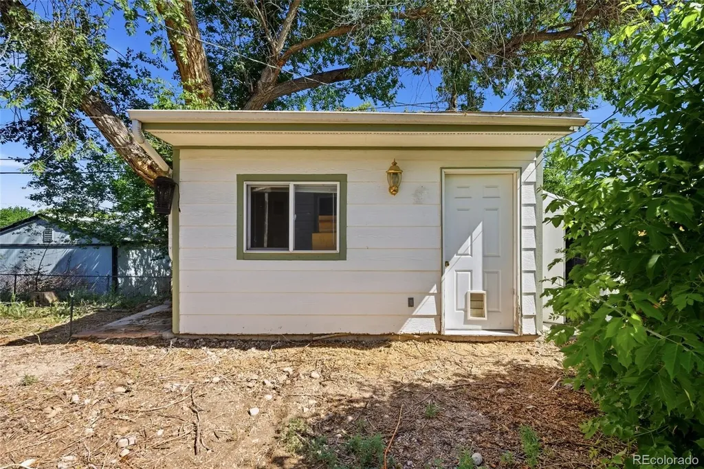 2061 Carrol Court Thornton CO 80229