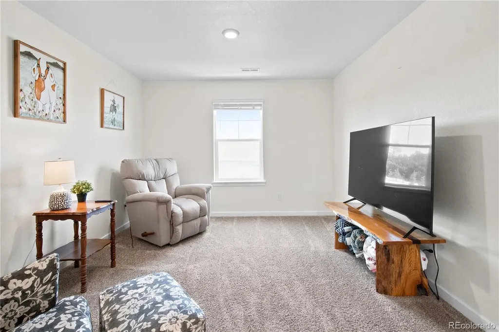211 Fox Street Bennett CO 80102