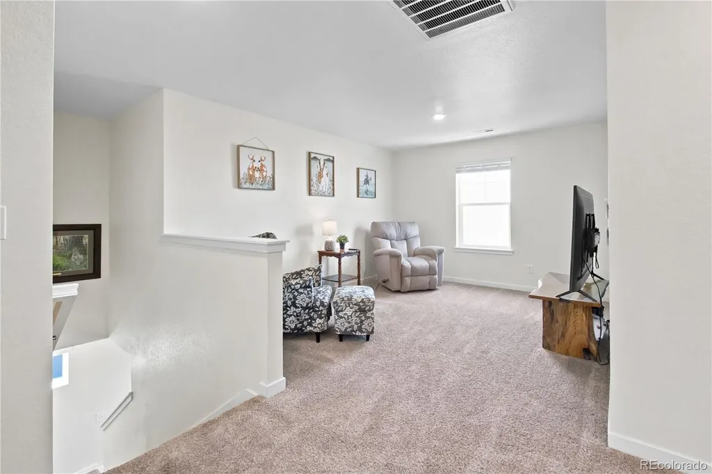 211 Fox Street Bennett CO 80102