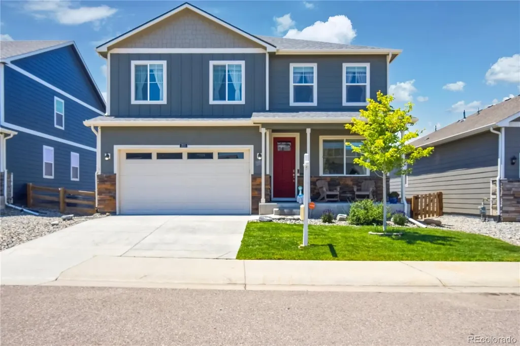 211 Fox Street Bennett CO 80102