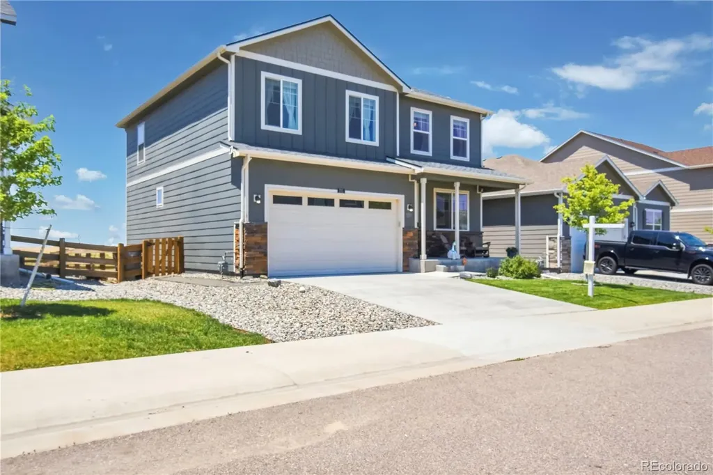 211 Fox Street Bennett CO 80102