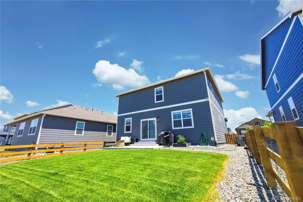 211 Fox Street Bennett CO 80102
