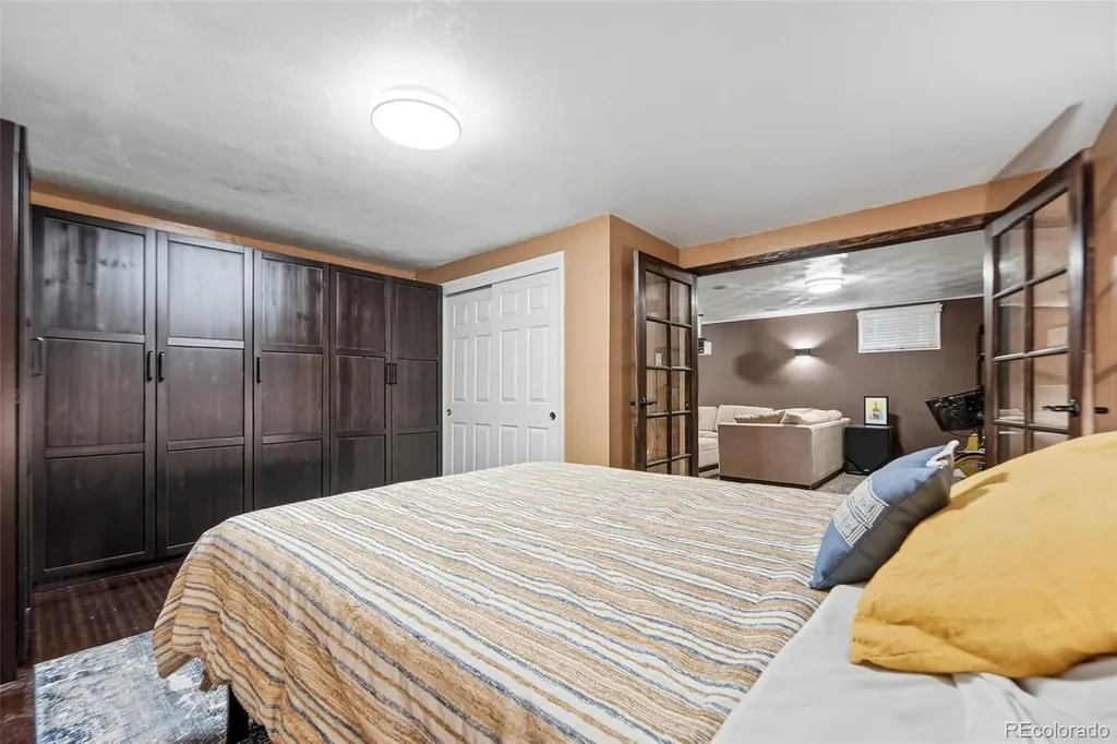 6034 S Steele Street Centennial CO 80121
