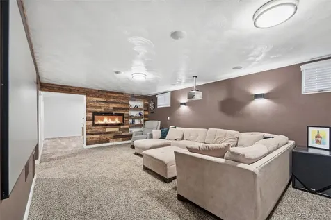 6034 S Steele Street Centennial CO 80121