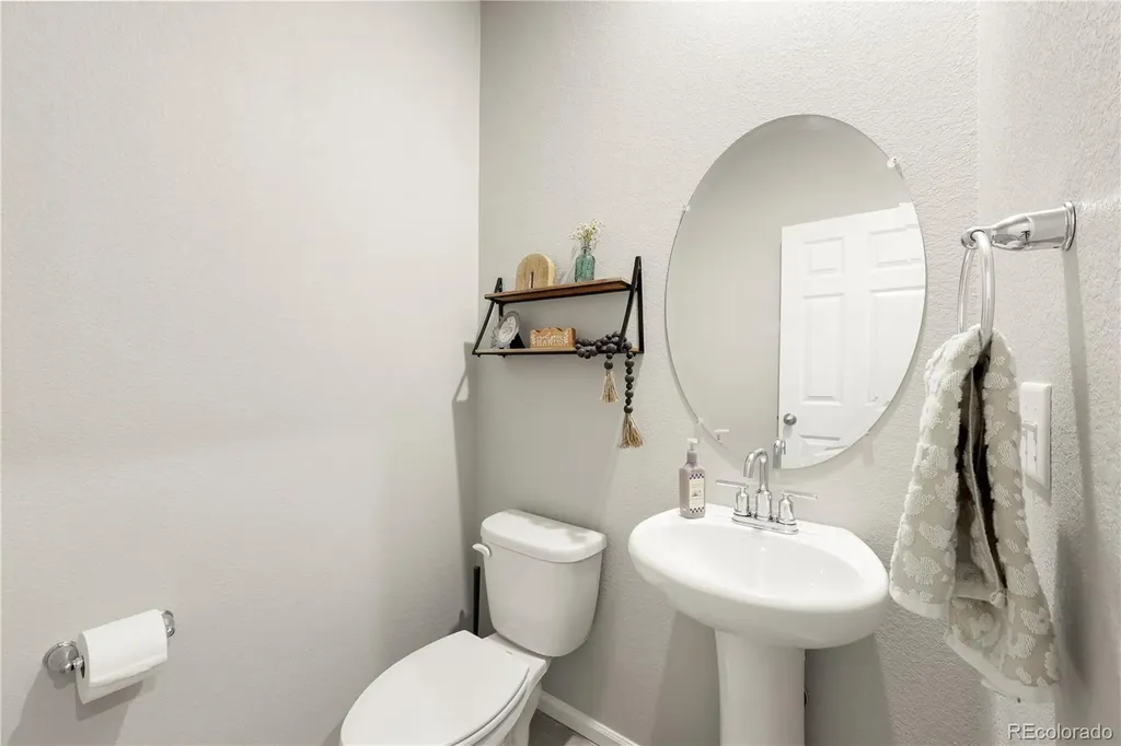 13470 Valley Peak Drive Peyton CO 80831