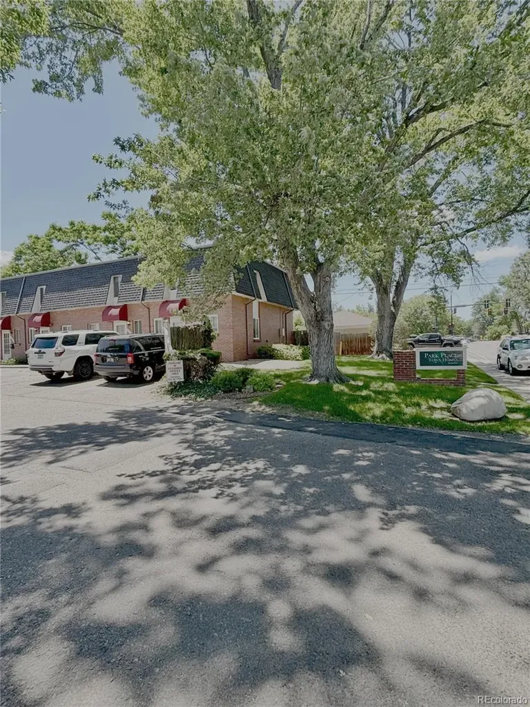 5946 W 41st Avenue Denver CO 80212