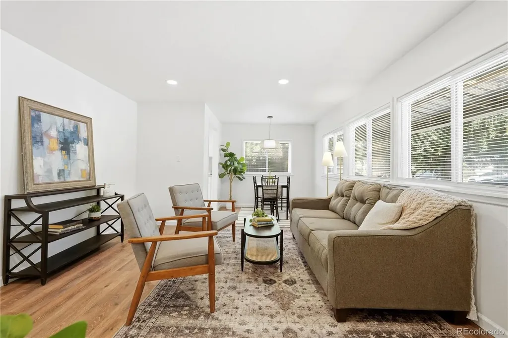 715 Emporia Street Aurora CO 80010