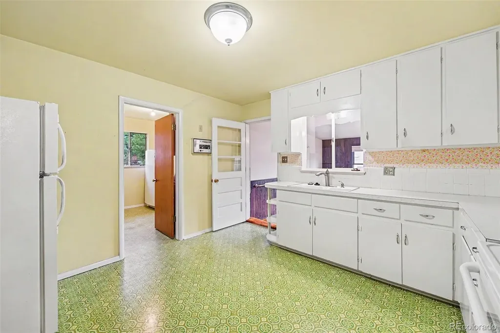 6420 W 60th Place Arvada CO 80003