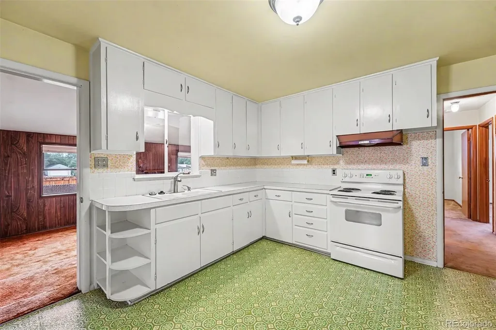 6420 W 60th Place Arvada CO 80003