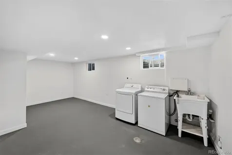 832 S Beech Street Lakewood CO 80228