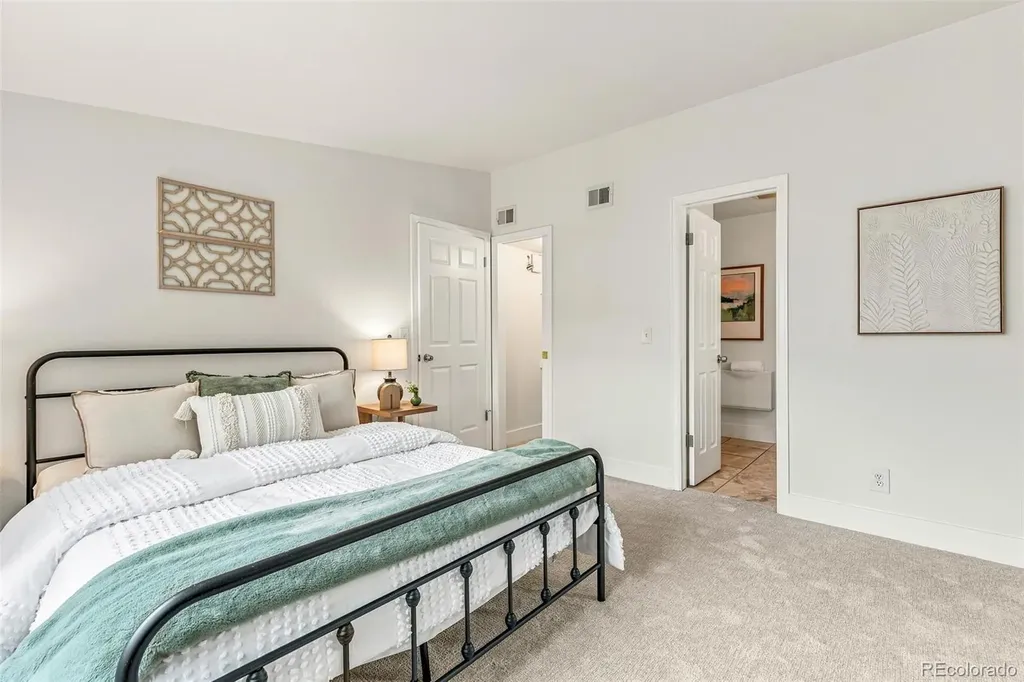 2102 W 31st Avenue Denver CO 80211