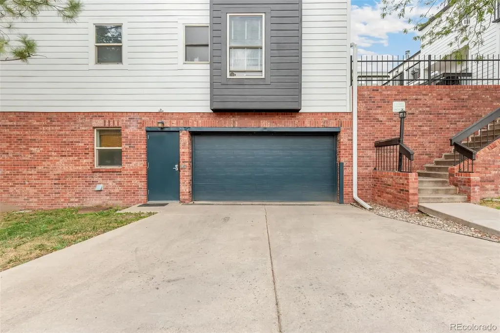 2102 W 31st Avenue Denver CO 80211