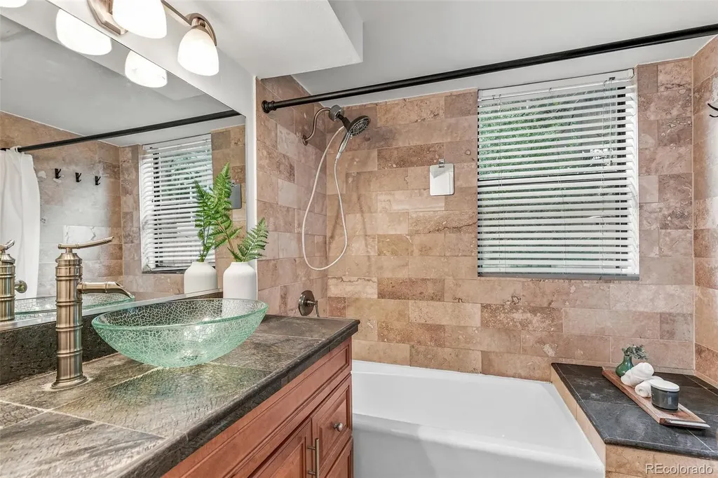 2102 W 31st Avenue Denver CO 80211