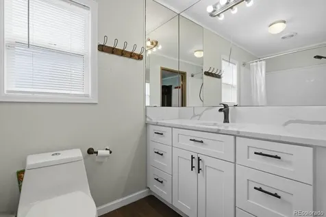 15814 Colfax Avenue Aurora CO 80011