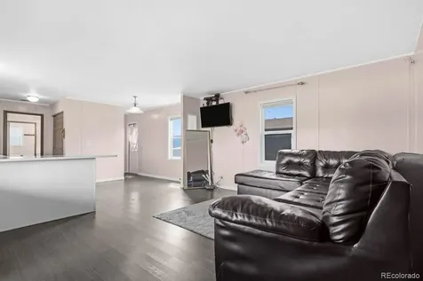 15814 Colfax Avenue Aurora CO 80011