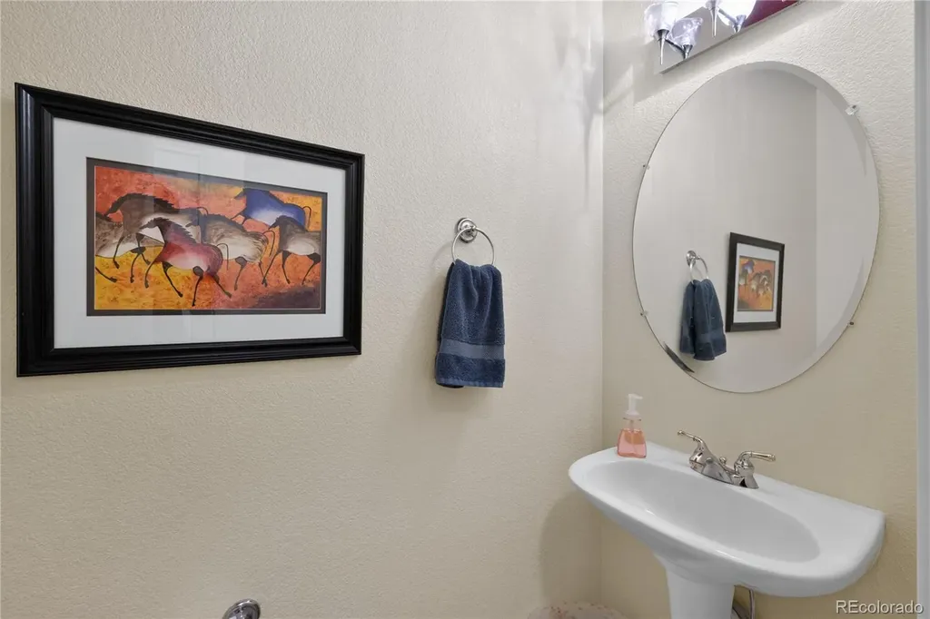 4352 S Quail Court Littleton CO 80127