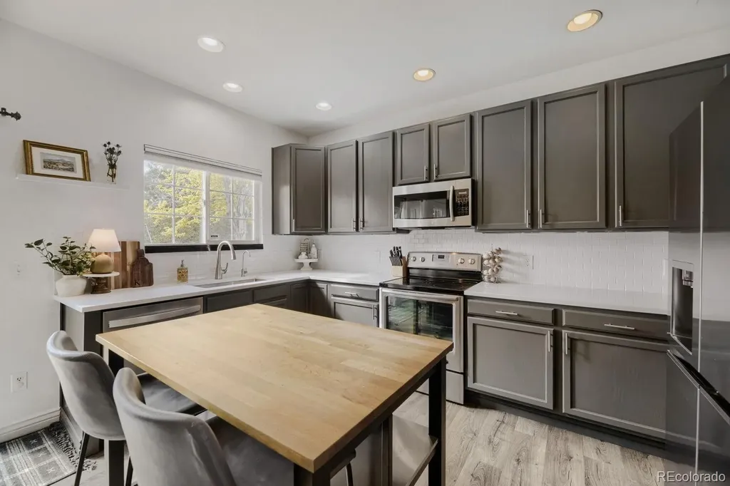 9049 Garnet Street Highlands Ranch CO 80126