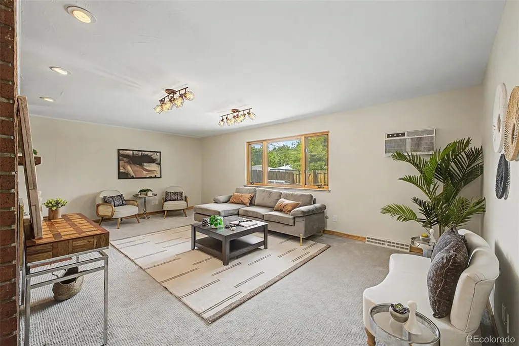 1511 S Cherry Street Denver CO 80222