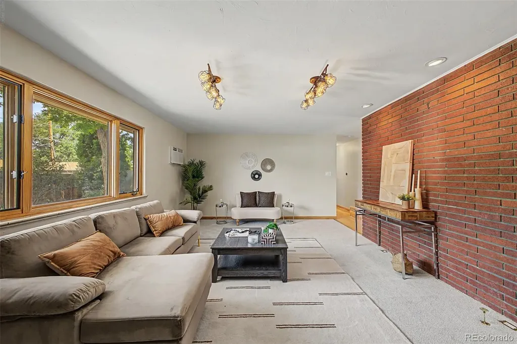 1511 S Cherry Street Denver CO 80222