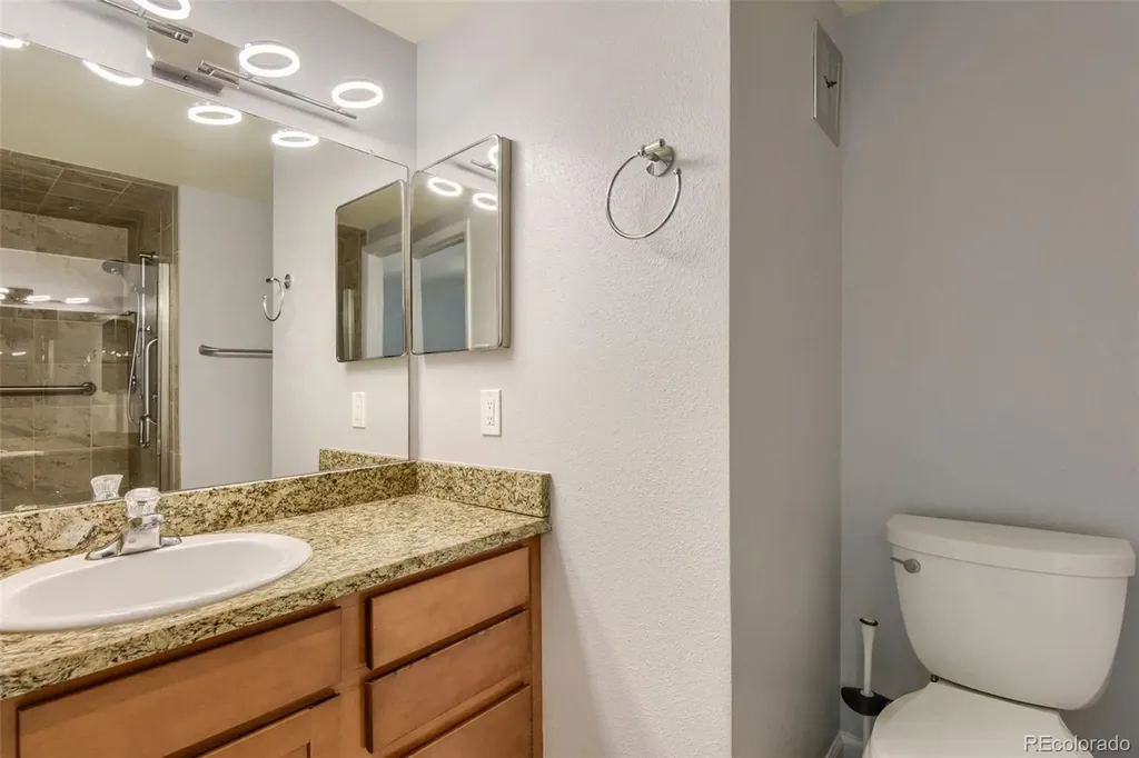 6495 E Happy Canyon Road Denver CO 80237