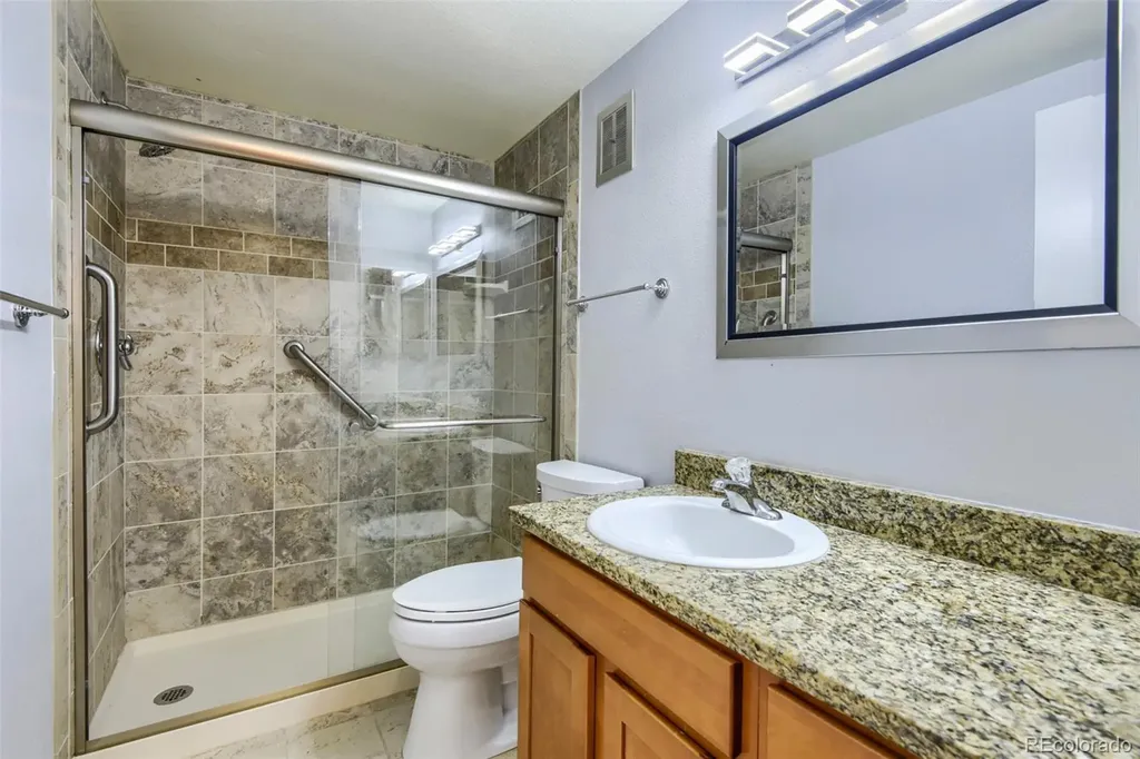 6495 E Happy Canyon Road Denver CO 80237