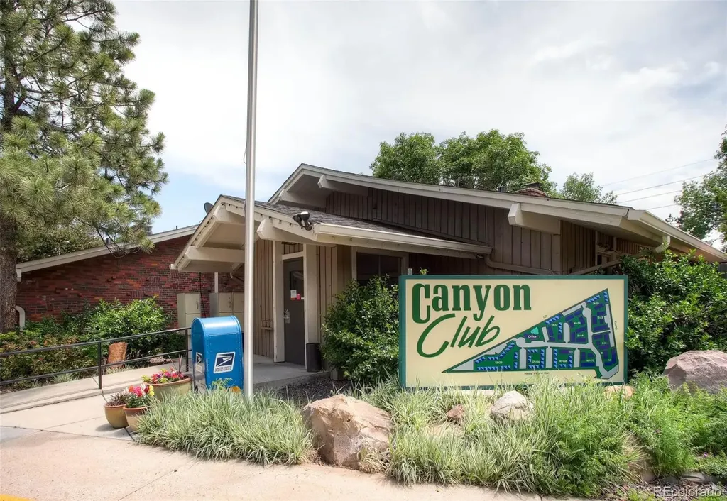 6495 E Happy Canyon Road Denver CO 80237