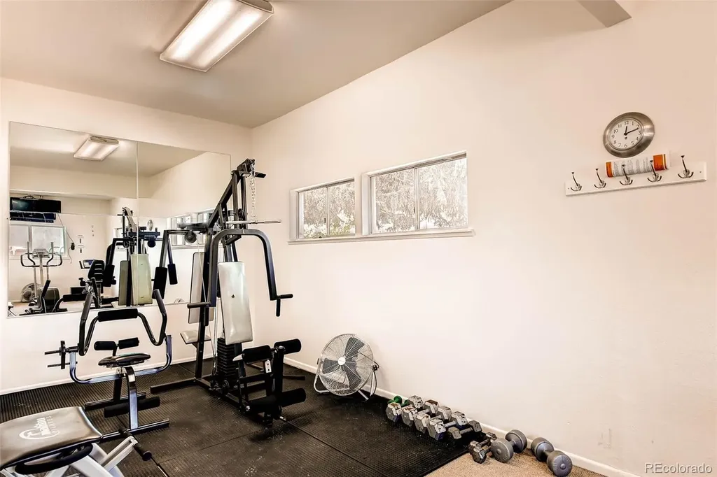 6495 E Happy Canyon Road Denver CO 80237