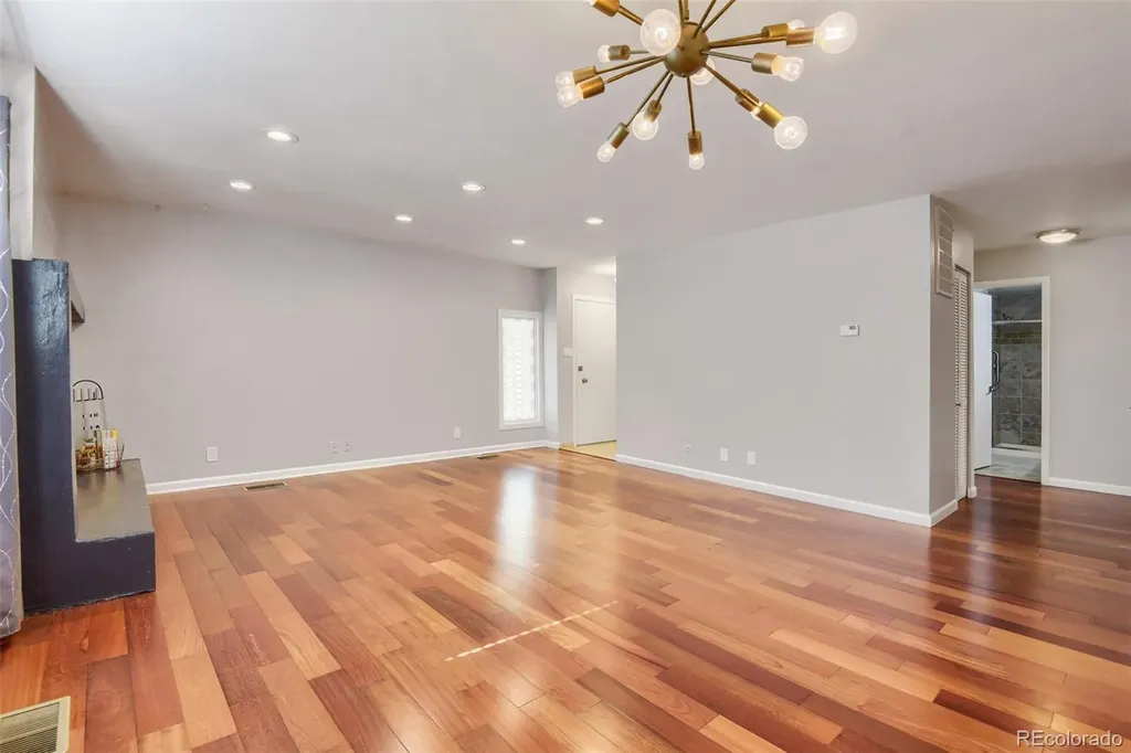 6495 E Happy Canyon Road Denver CO 80237