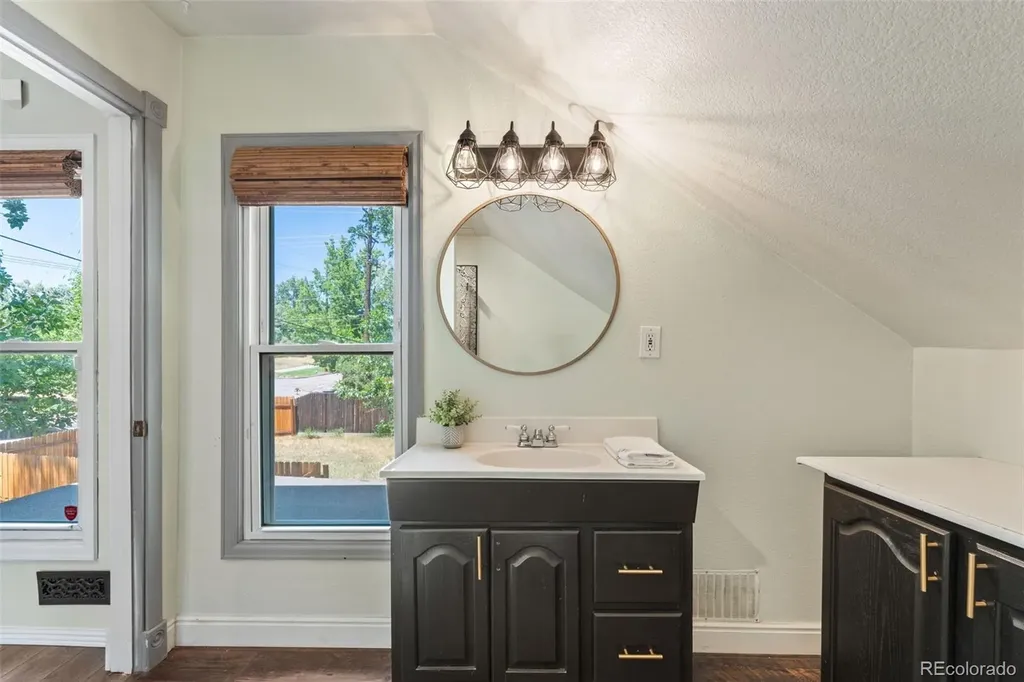 704 E High Street Colorado Springs CO 80903