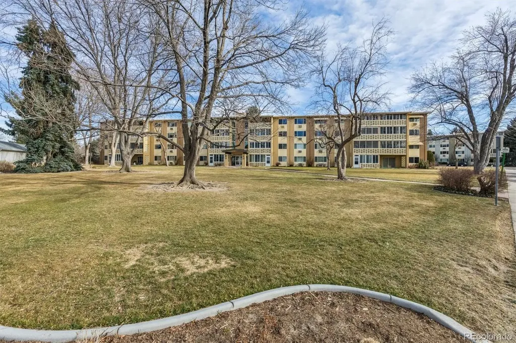 750 S Clinton Street SW Denver CO 80247