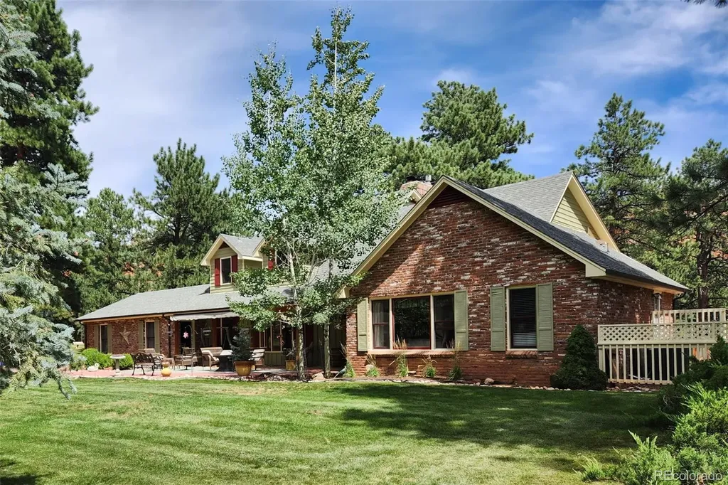 6640 Perry Park Boulevard Larkspur CO 80118