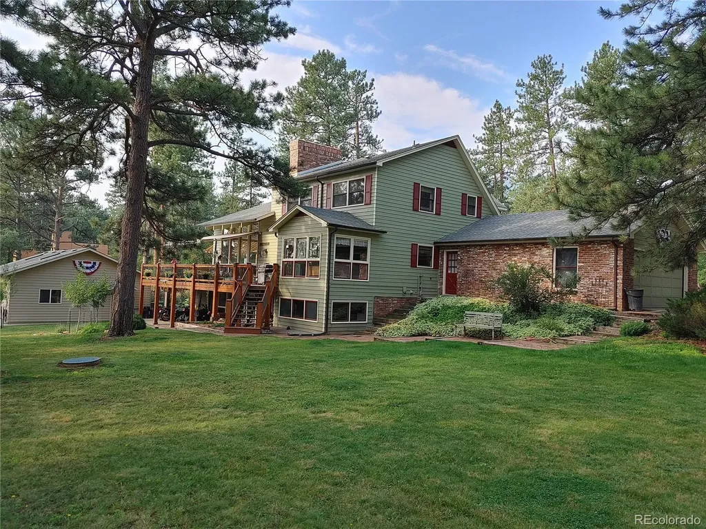 6640 Perry Park Boulevard Larkspur CO 80118