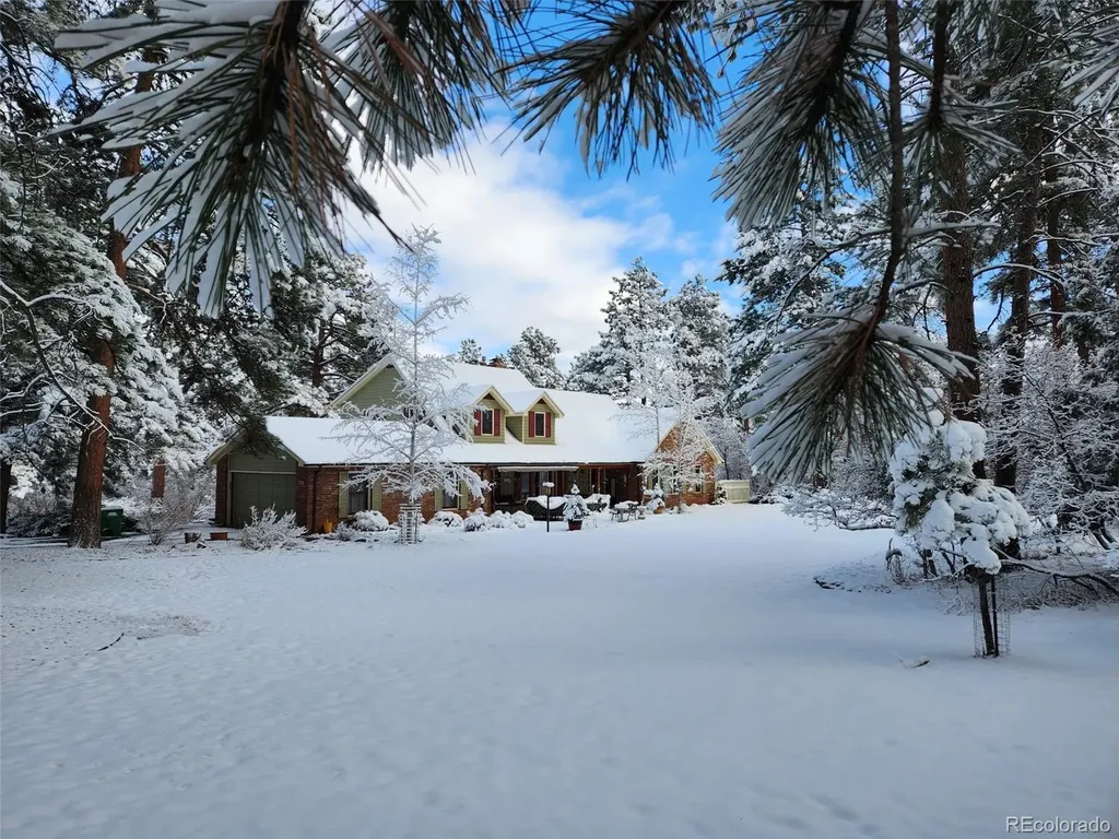 6640 Perry Park Boulevard Larkspur CO 80118