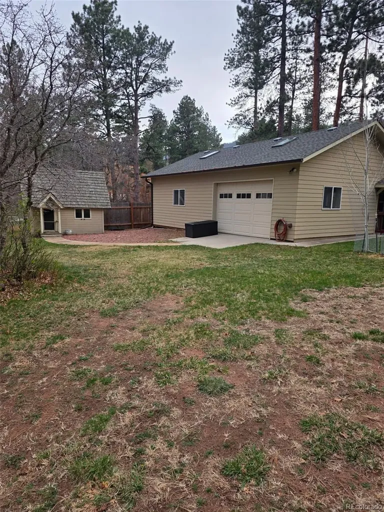 6640 Perry Park Boulevard Larkspur CO 80118
