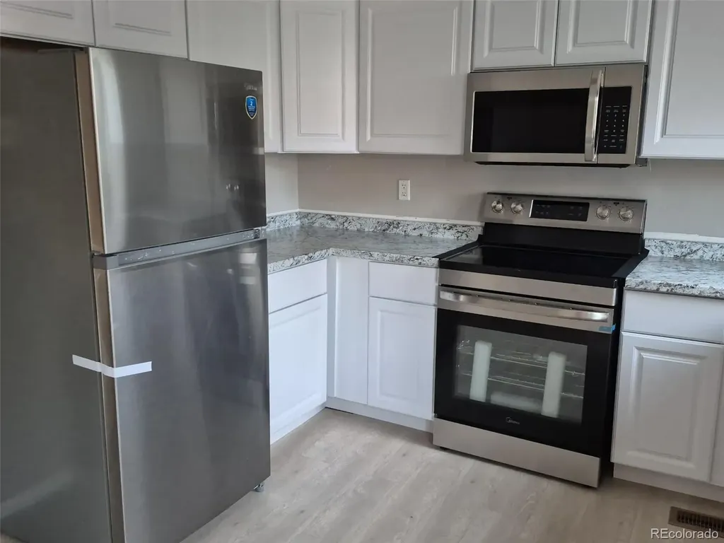16743 E Kenyon Drive Aurora CO 80013