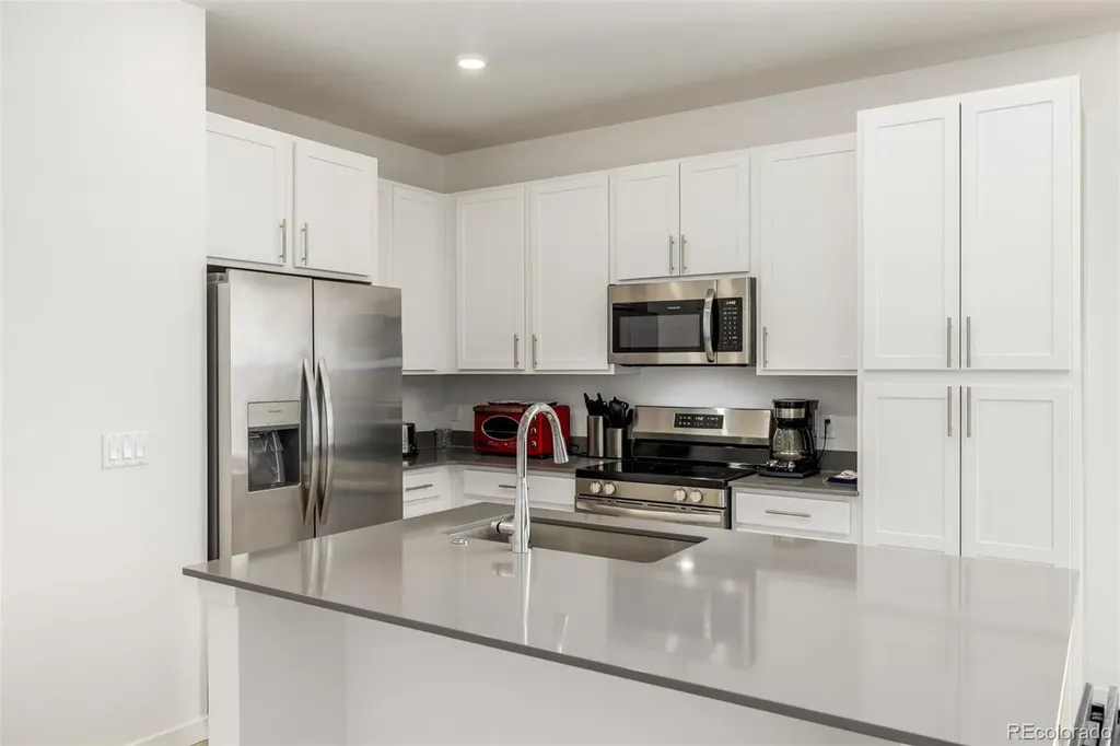 5125 N Quemoy Street Aurora CO 80019