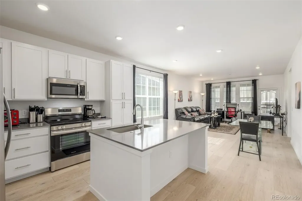 5125 N Quemoy Street Aurora CO 80019
