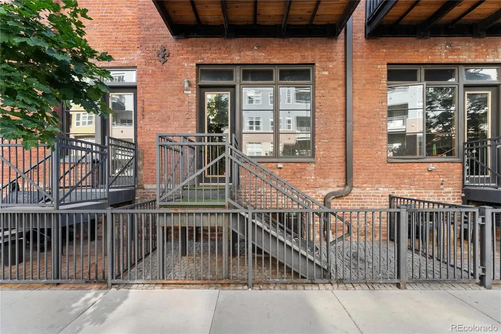 2960 Inca Street Denver CO 80202