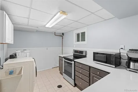 1821 S Yank Court Lakewood CO 80228