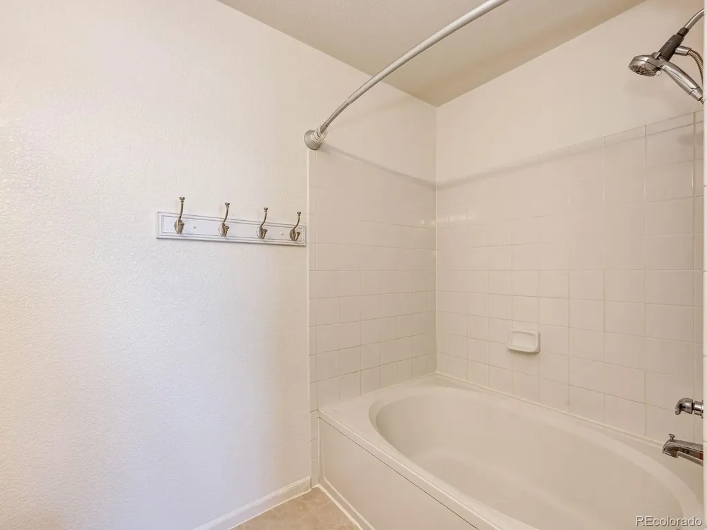 5255 Memphis Street Denver CO 80239
